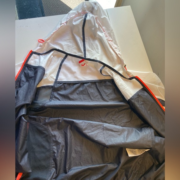 Kari Tara Full Zip Windbreaker Hoodie Zip Front Pockets Hood Drawcord Sz XSmall - Picture 6 of 15